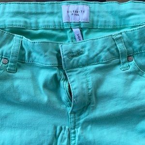 Stretchy baby blue short